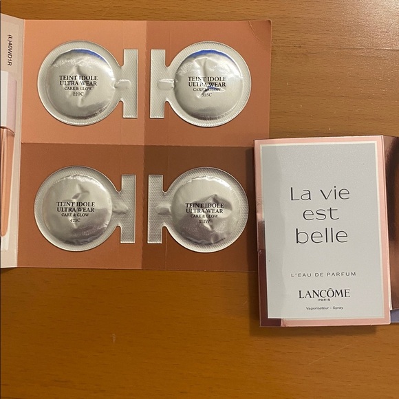 Lancome La Vie Est Belle, Clarifique and Make-up set - Picture 3 of 8